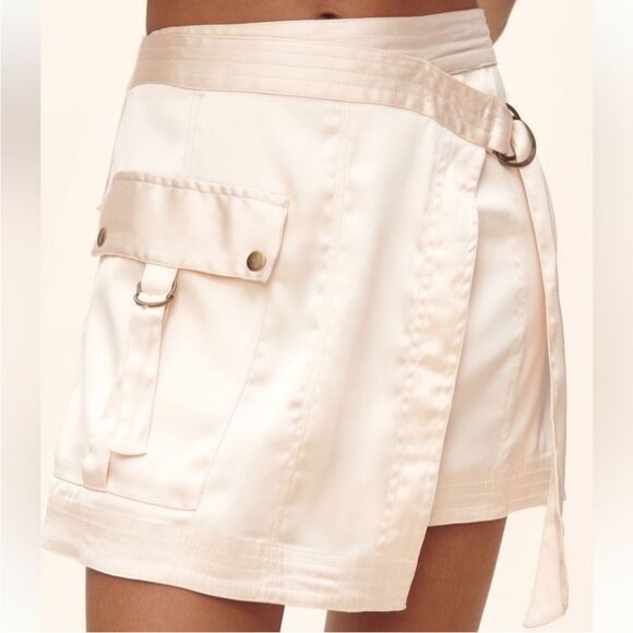 NWT By Anthropologie Silky Utility Mini Skirt Pink Rose Size 2 Satin - Picture 1 of 14